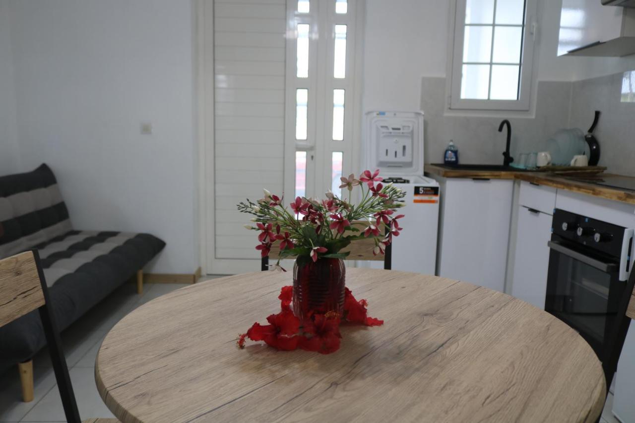 Le Moringa Appartement Baie-Mahault Buitenkant foto