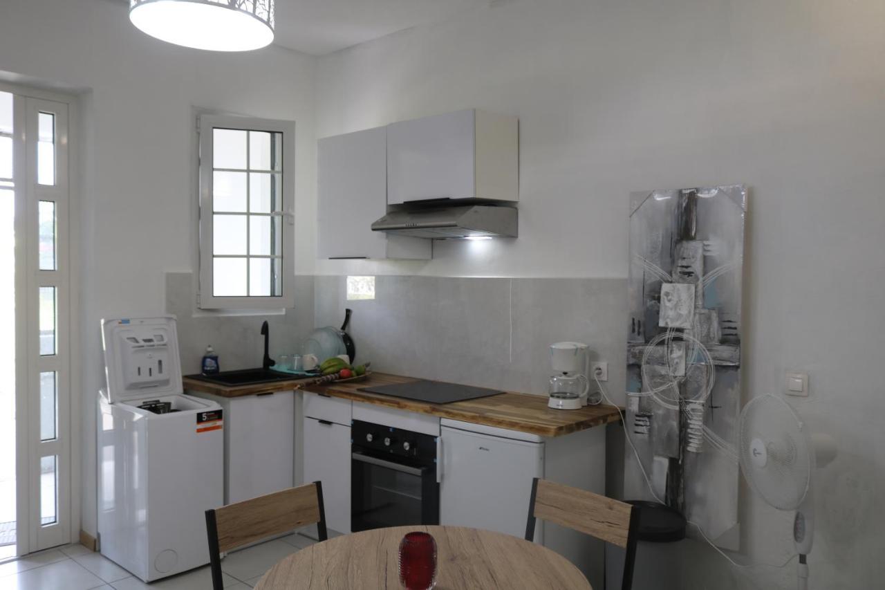 Le Moringa Appartement Baie-Mahault Buitenkant foto
